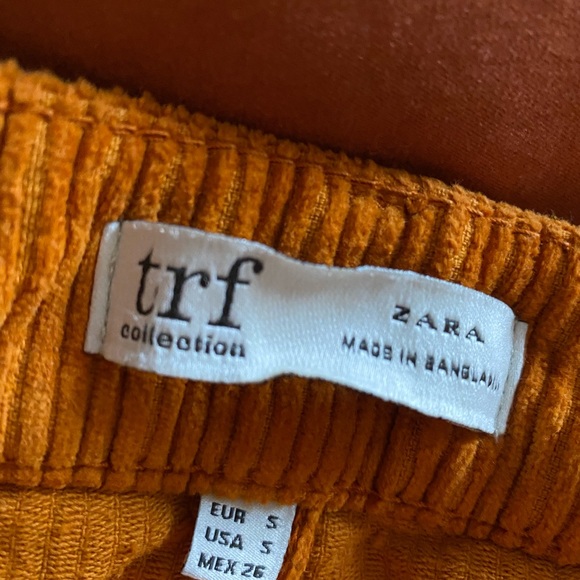 Zara corduroy skirt - Picture 2 of 2